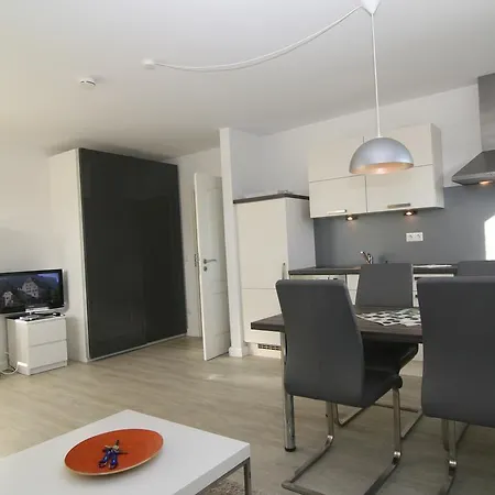 Haus Schoessler, Whg 1 *